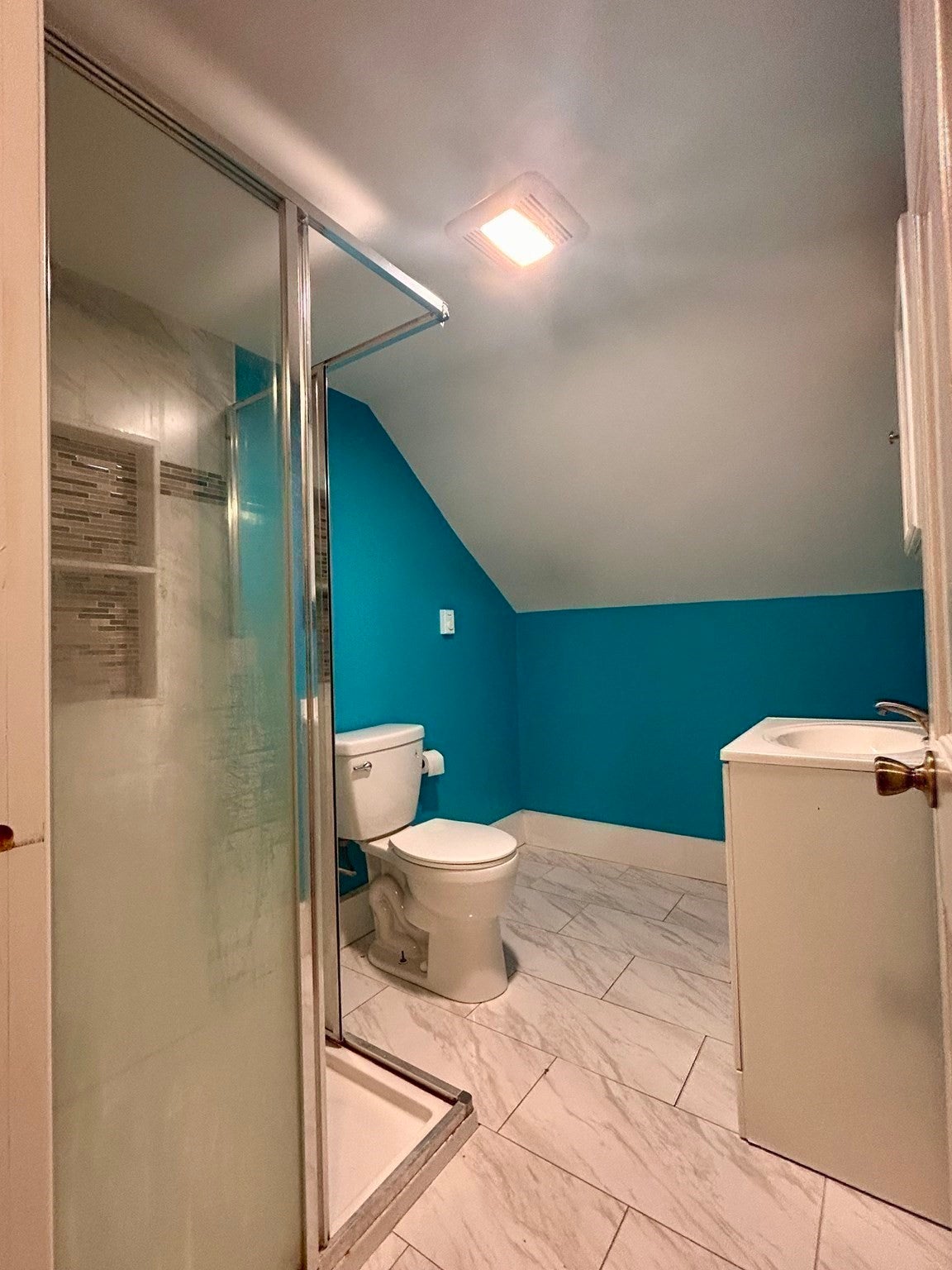 53 Oakland St #2, Medford, MA Photo #24