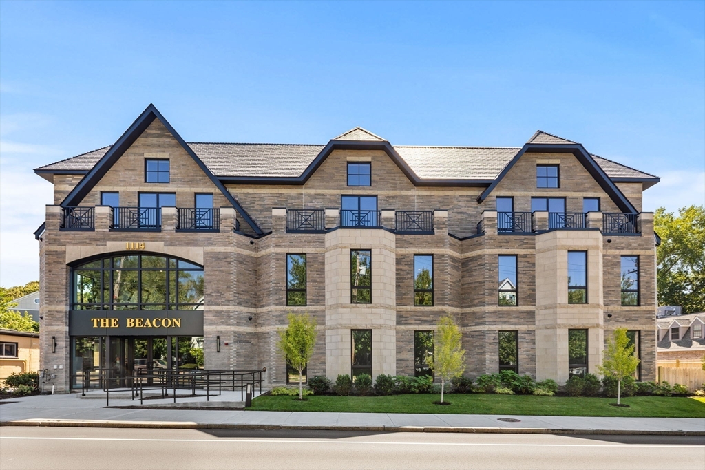 1114 Beacon St. 207