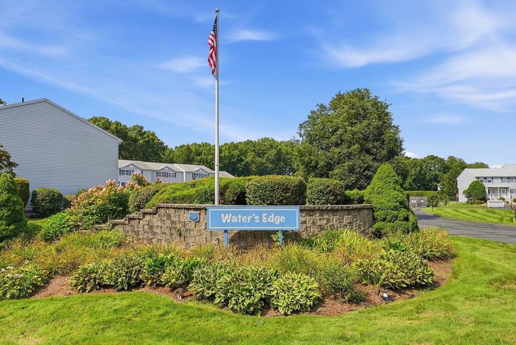 17 Waters Edge #17, Ludlow, MA Photo #2