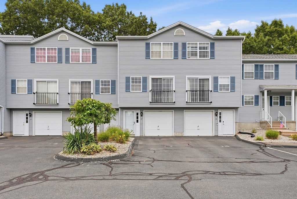 17 Waters Edge #17, Ludlow, MA Photo #23