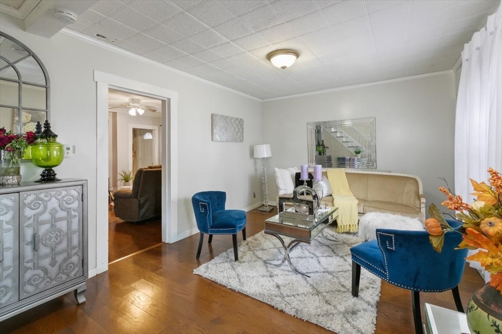 5 Pearl Ct