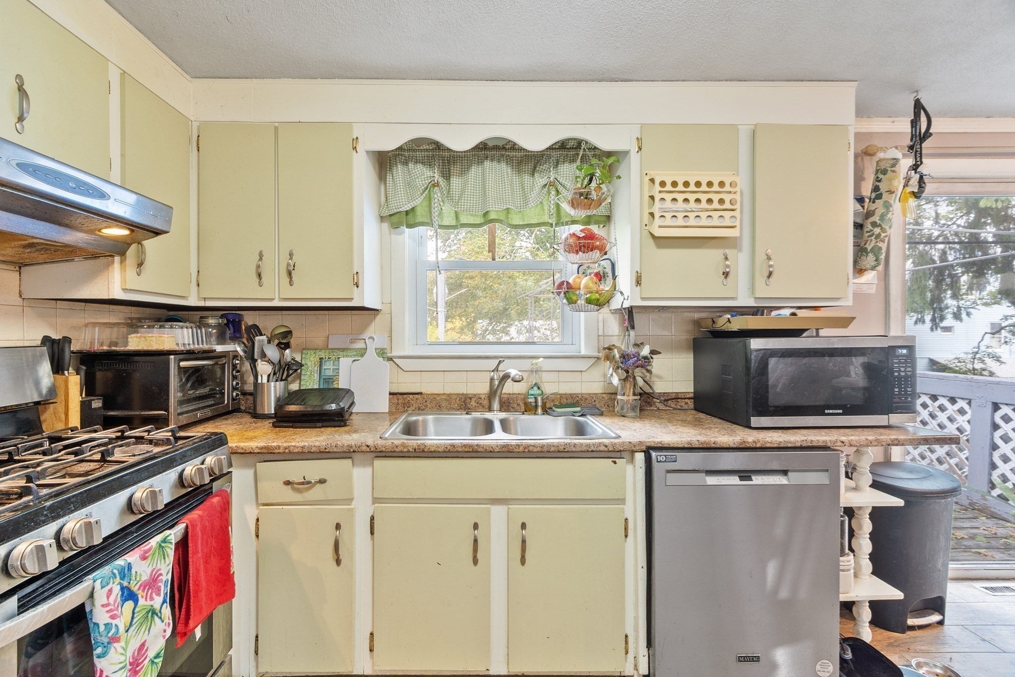 53 Cook St, Lynn, MA, 53 Cook St, Lynn, MA Photo #9