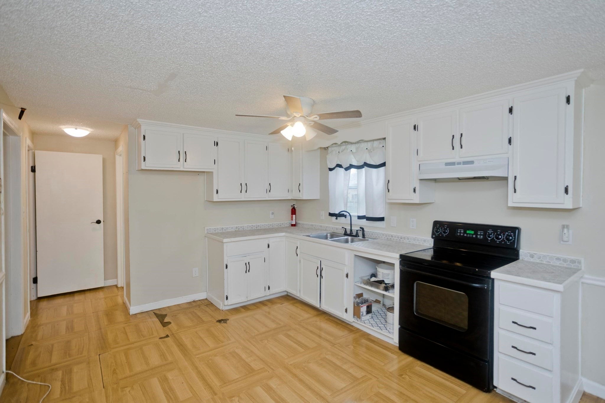 75-79 Greene St, Springfield, MA Photo #8