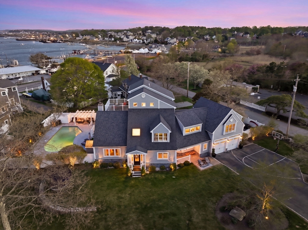 11 Brookline Road
