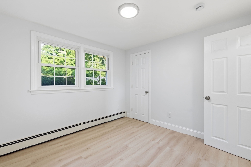 4 Lawrence Rd, Wayland, MA Photo #18