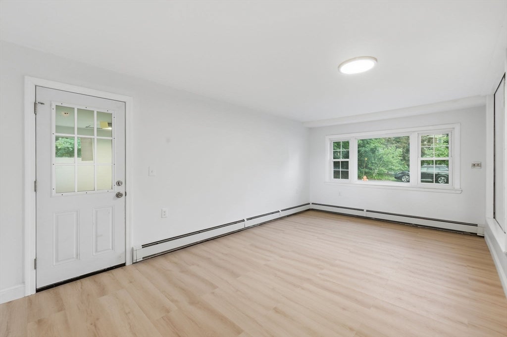 4 Lawrence Rd, Wayland, MA Photo #19
