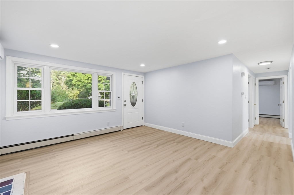 4 Lawrence Rd