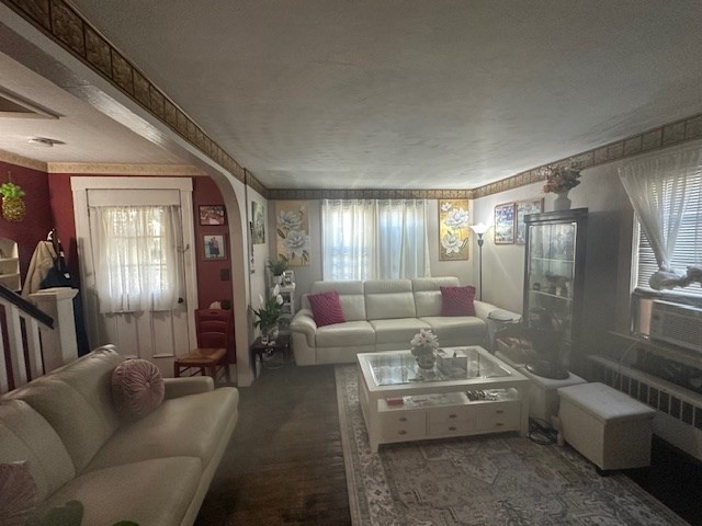 24 Litchfield St