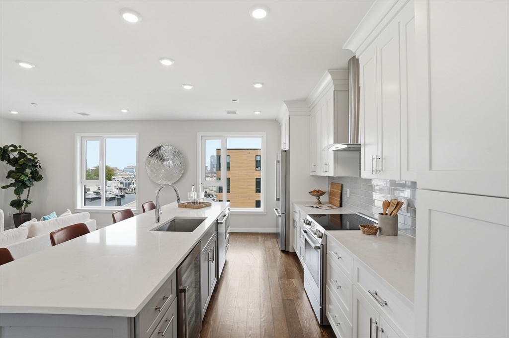 267 Old Colony 601