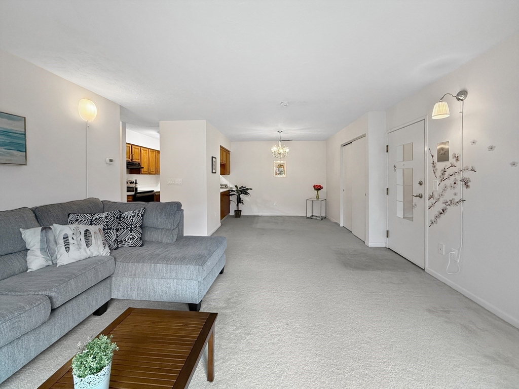 340 Sunderland Rd 24