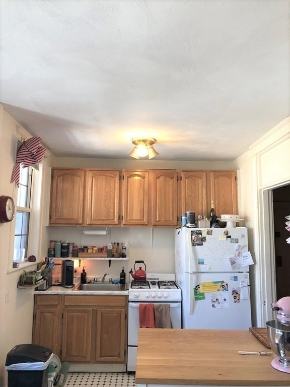 120 Glenville Ave. 9