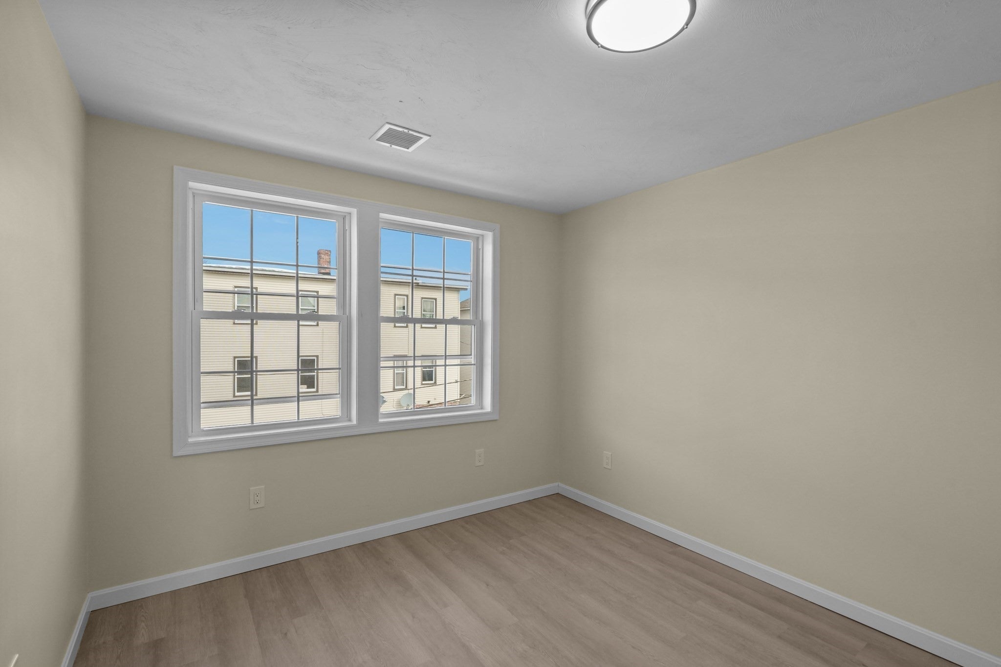 25 Lebanon St #D, Fall River, MA Photo #11