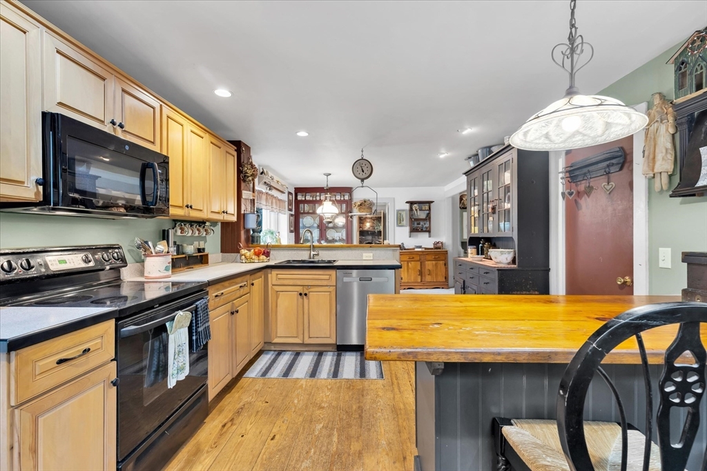 643 Main St, Harwich, MA Photo #10