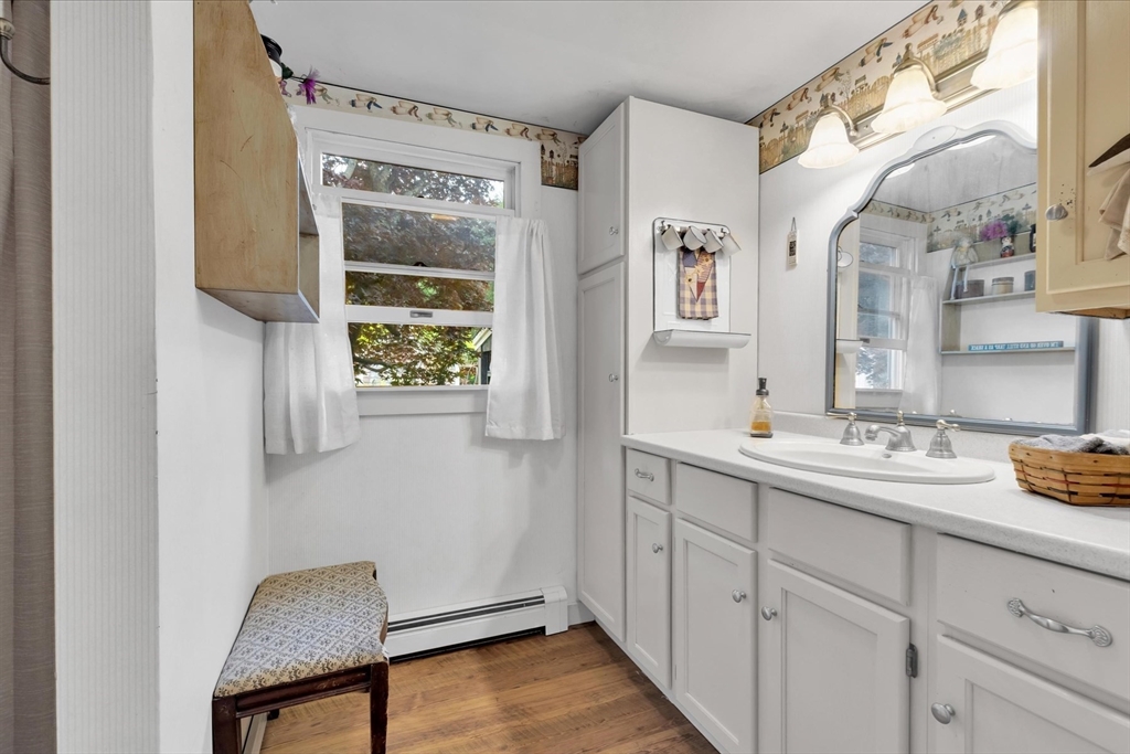 643 Main St, Harwich, MA Photo #17