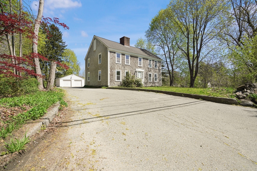 397 Locust St.