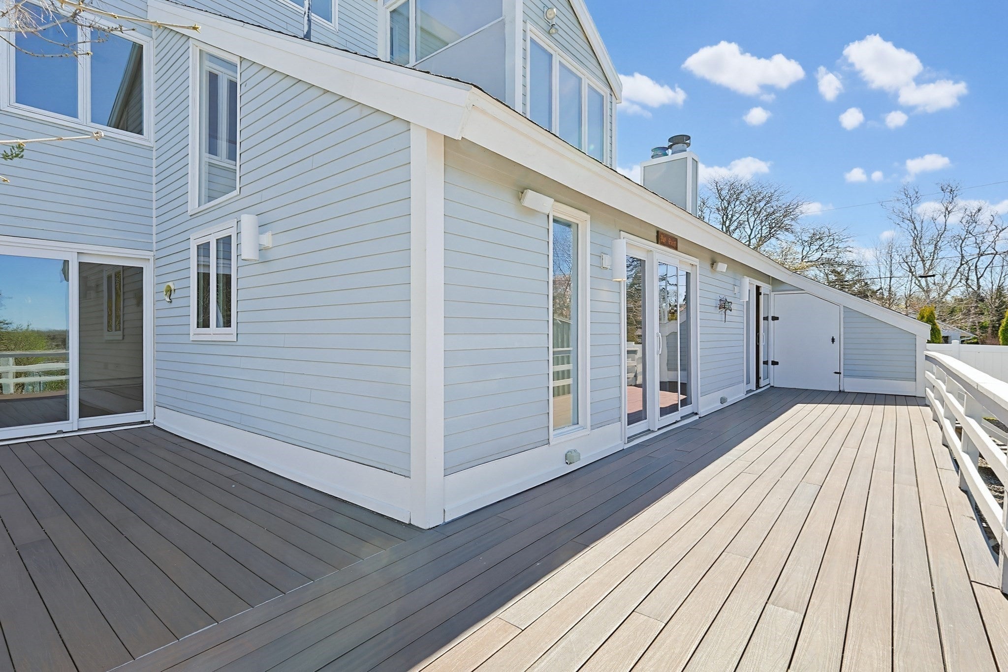 11 Stoney Brook Ln