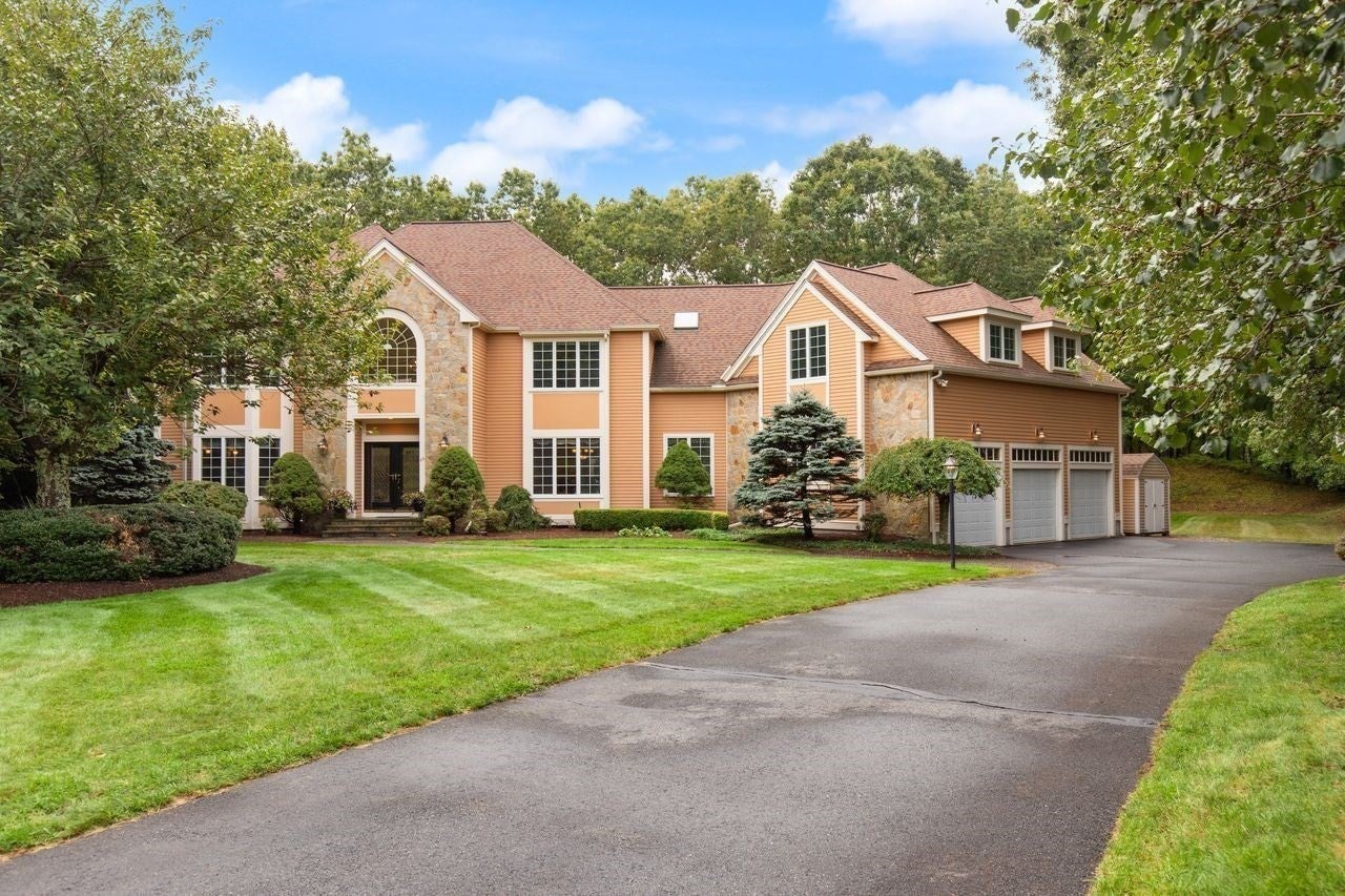 66 Eisenhower Dr, Sharon, MA, 66 Eisenhower Dr, Sharon, MA Photo #41