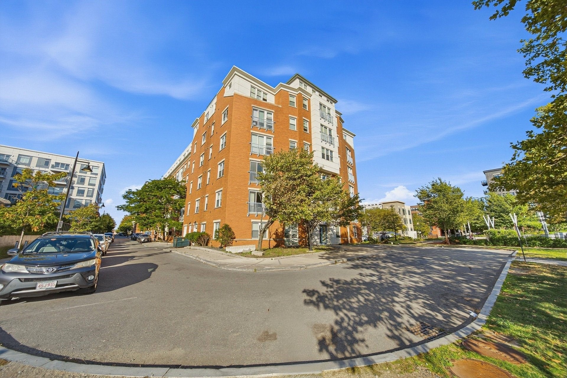 113 Sumner St 42
