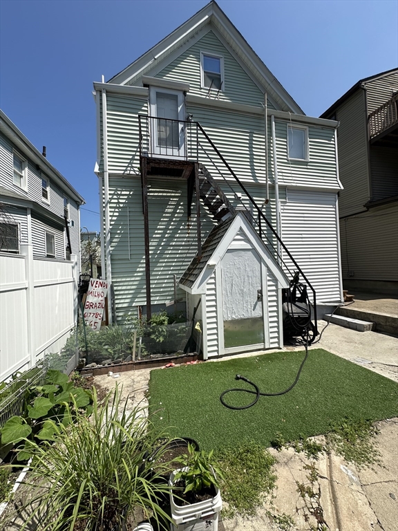 232 Pearl St