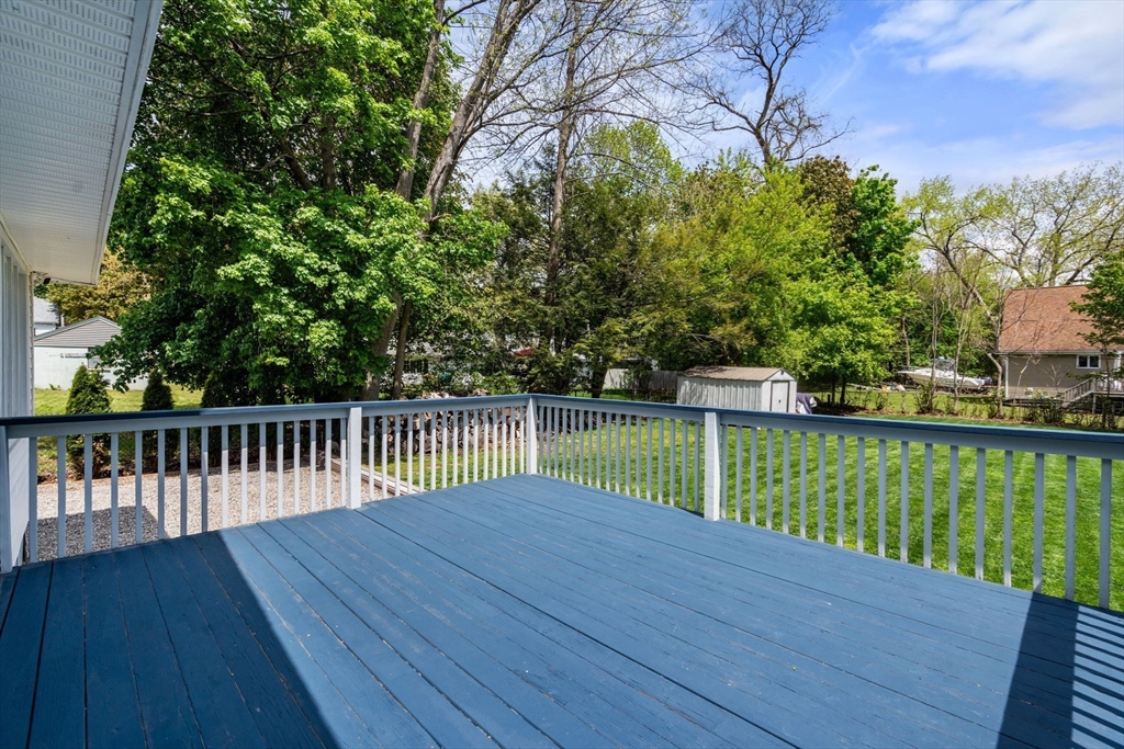 26 Winifred Ave, Worcester, MA Photo #28