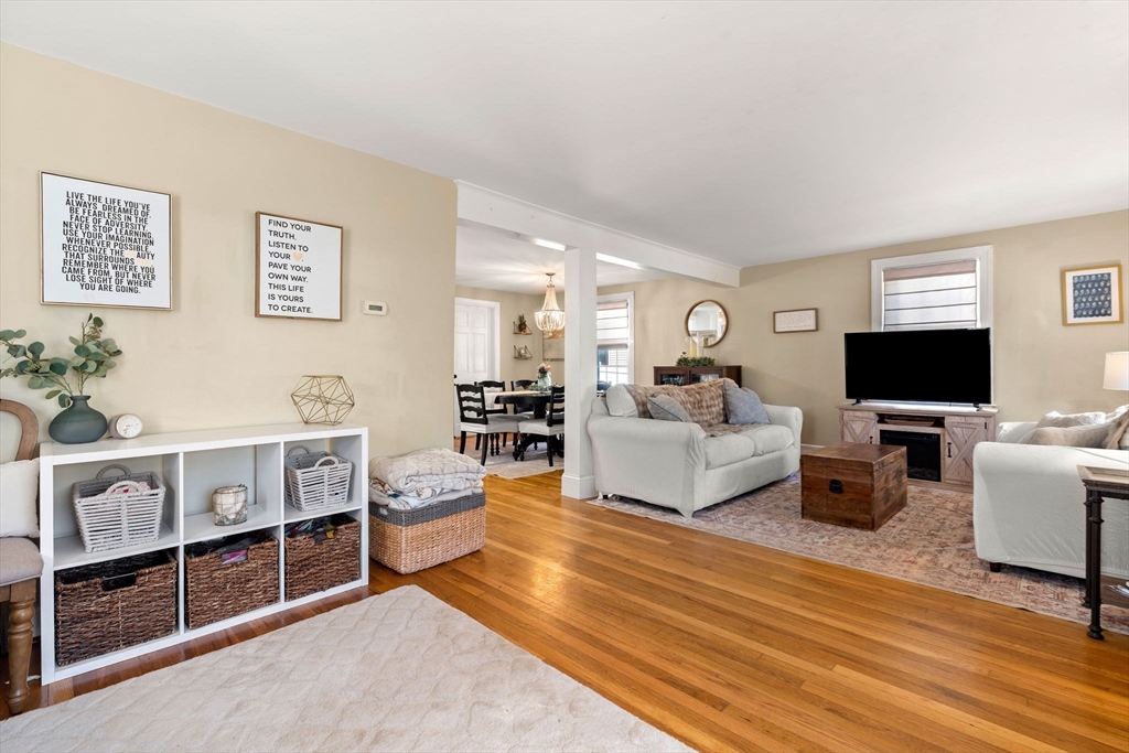 14 Lake Drive