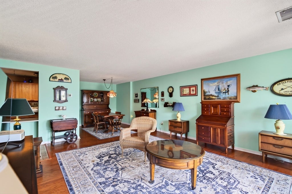 1 Seal Harbor Rd #615, Winthrop, MA, 1 Seal Harbor Rd #615, Winthrop, MA Photo #11