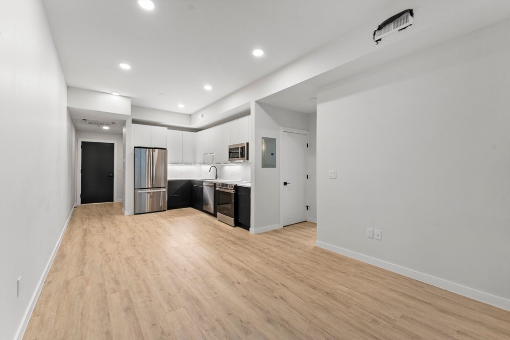 24-28 Mount Pleasant St #101, Somerville, MA Photo #7