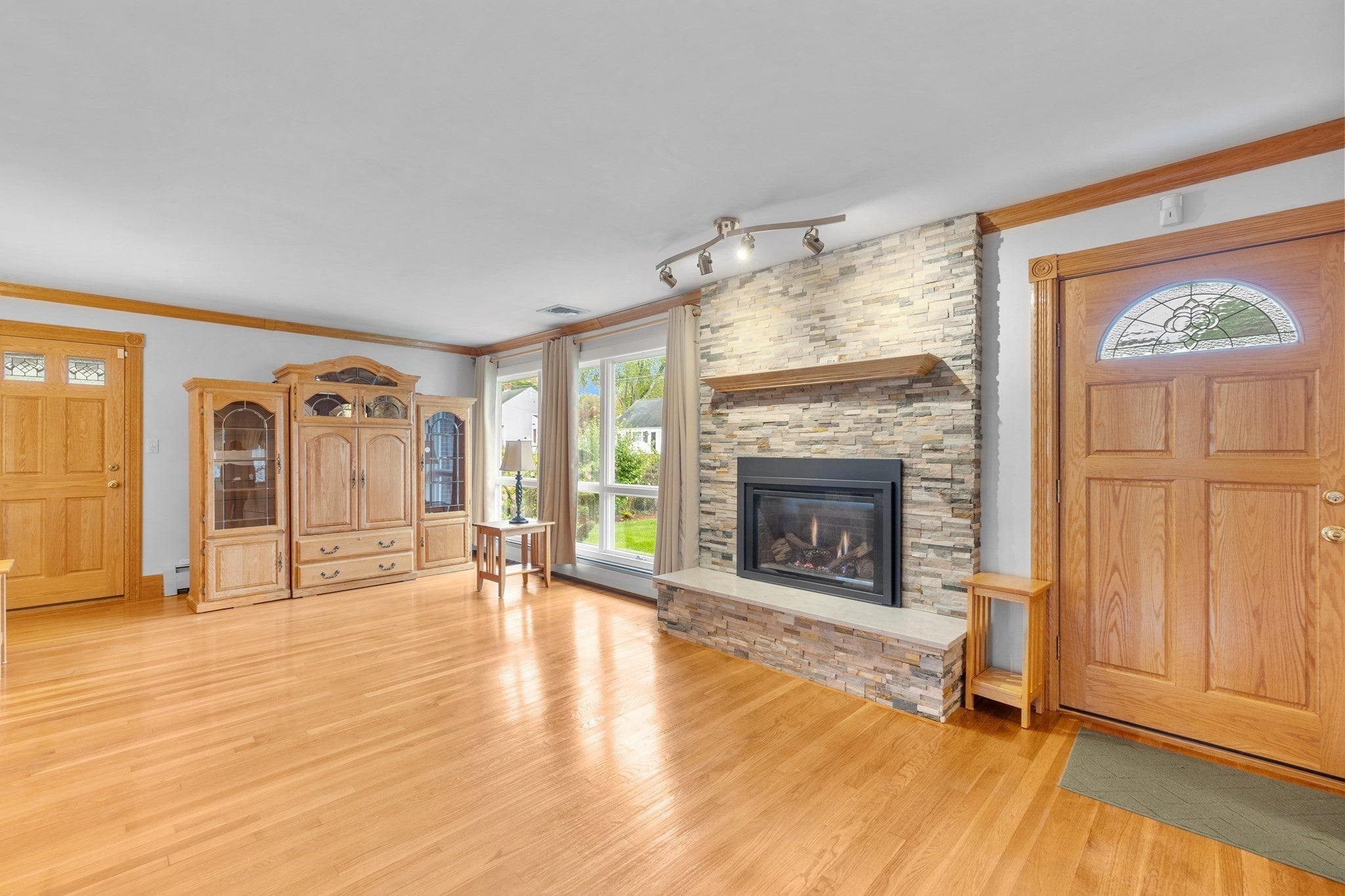 39 Adams Ave, North Andover, MA, 39 Adams Ave, North Andover, MA Photo #2