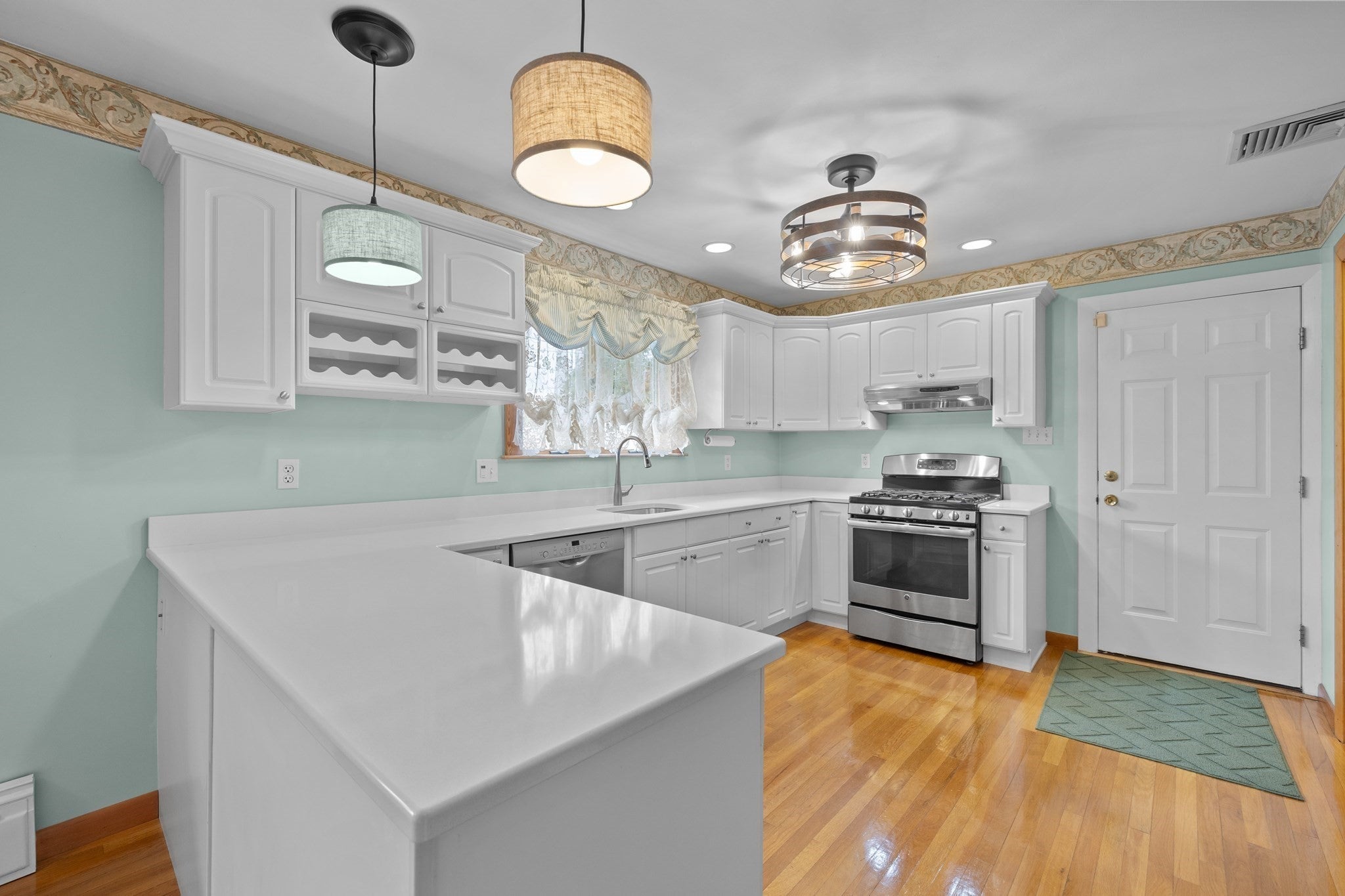39 Adams Ave, North Andover, MA, 39 Adams Ave, North Andover, MA Photo #8