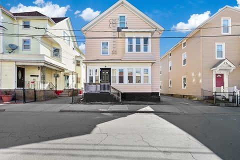 90 Quequechan St Fall River MA 02723