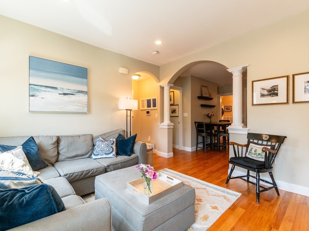 13 Russell St 1