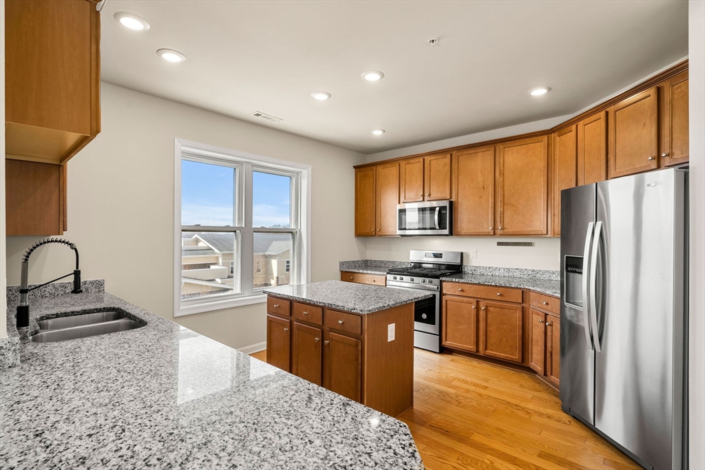 130 University Ave 1312