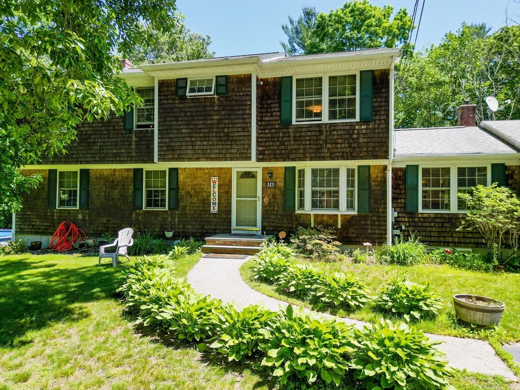 121 Plain St