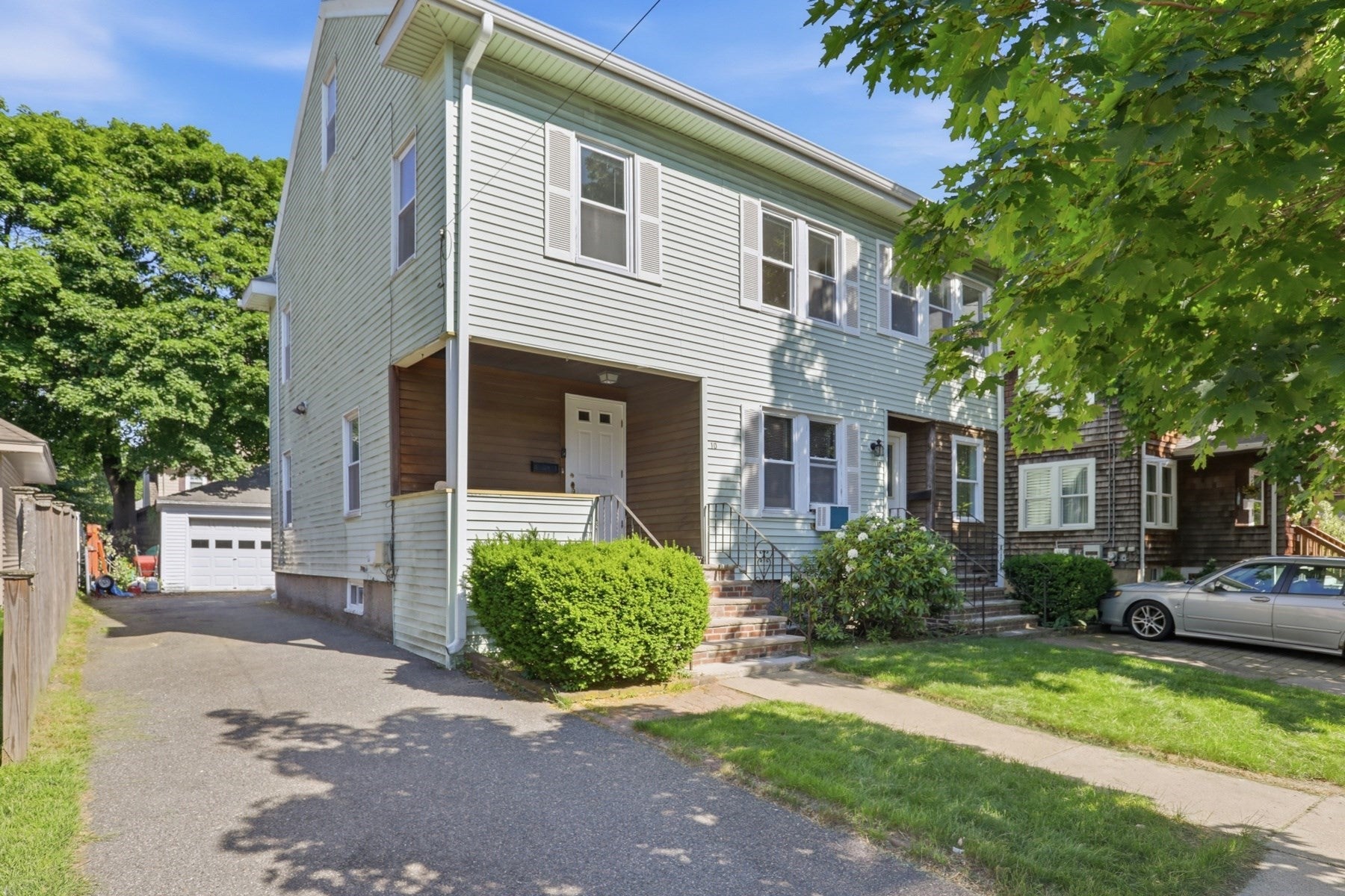 10 Parkway RD #2, Stoneham, MA, 10 Parkway RD #2, Stoneham, MA Photo #1
