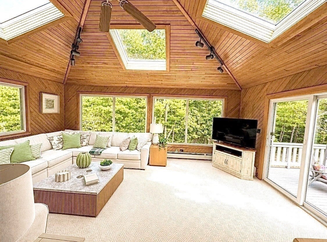 18 Lido LN, Bedford, MA Photo #14