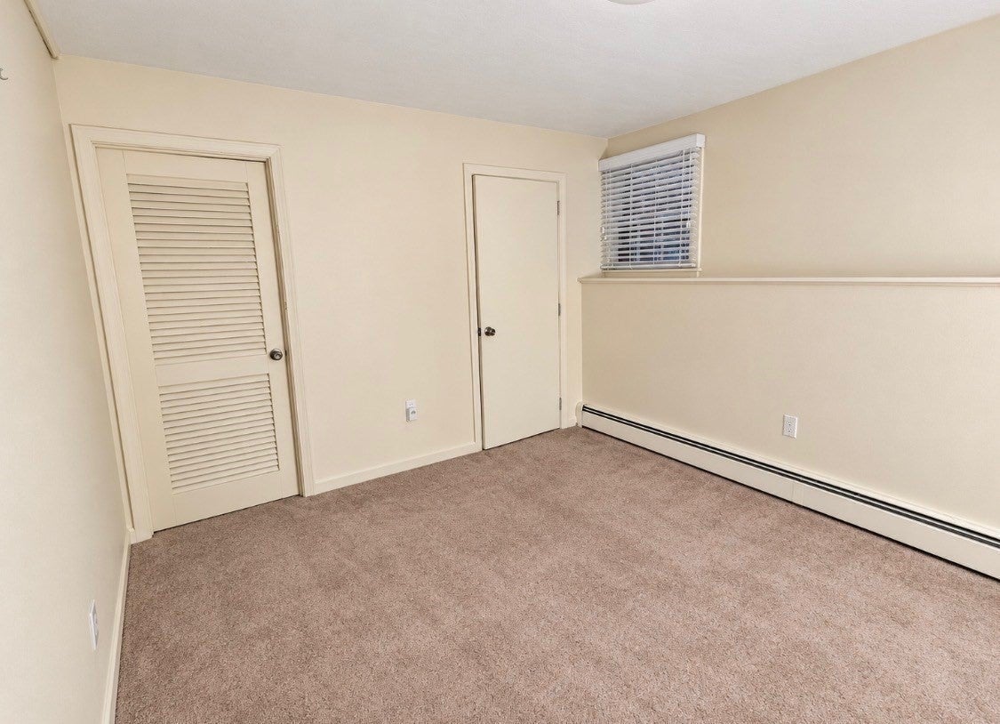 18 Lido LN, Bedford, MA Photo #21