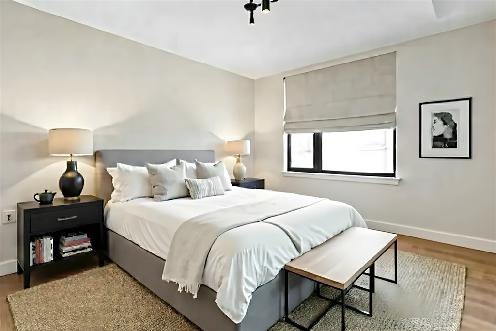 100 Lincoln Street 403