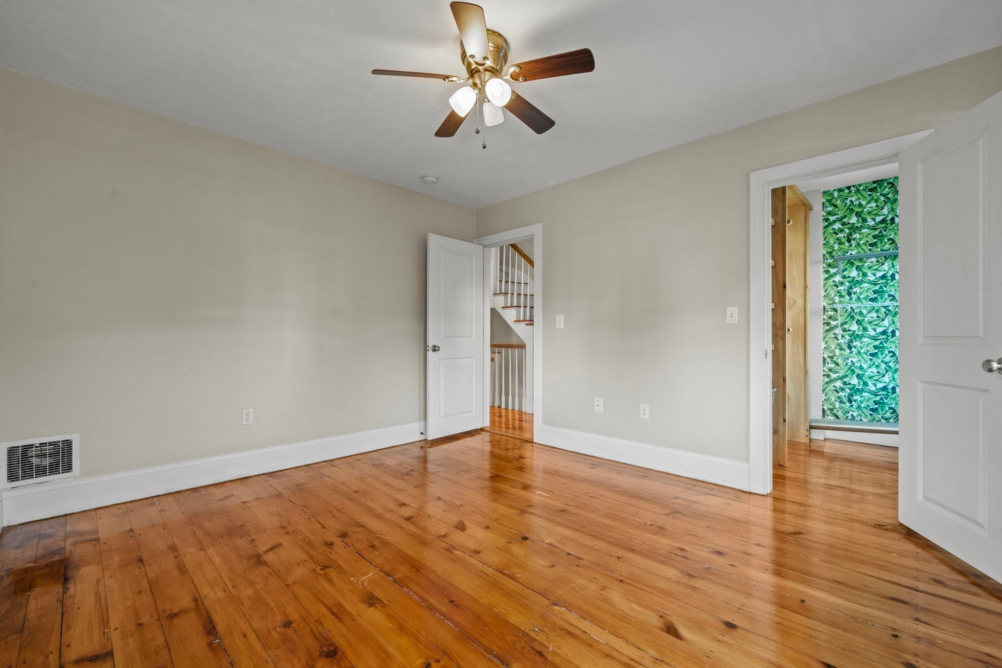 519 E 5th Street, Boston, MA, 519 E 5th Street, Boston, MA Photo #20