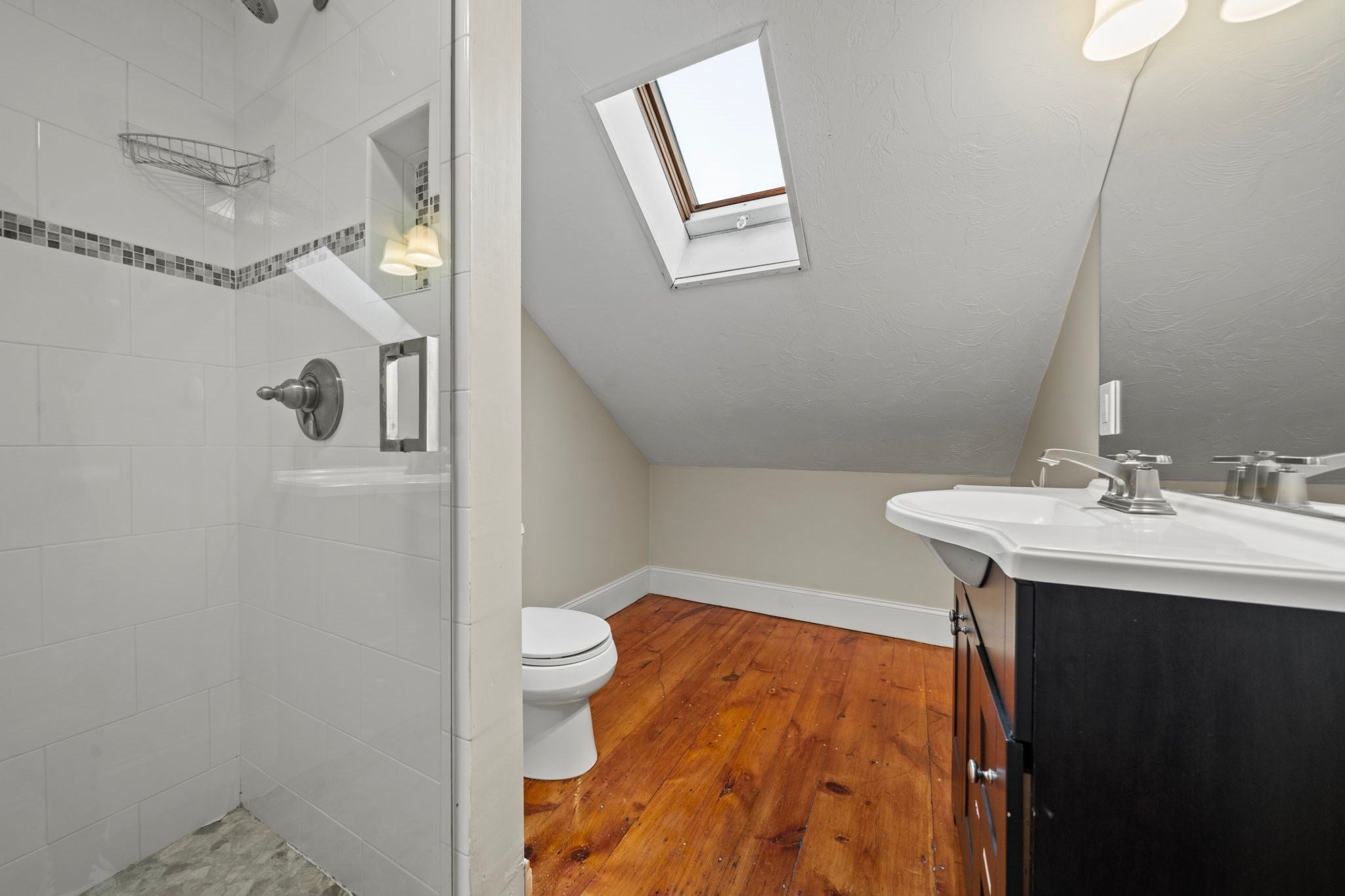 519 E 5th Street, Boston, MA, 519 E 5th Street, Boston, MA Photo #26