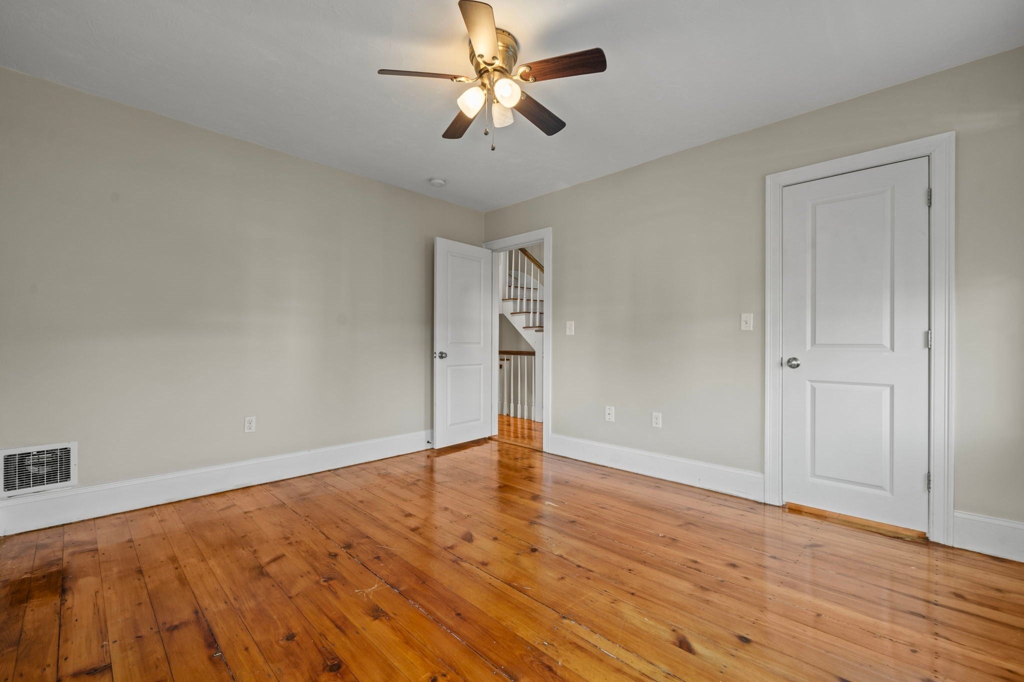 519 E 5th Street, Boston, MA, 519 E 5th Street, Boston, MA Photo #19