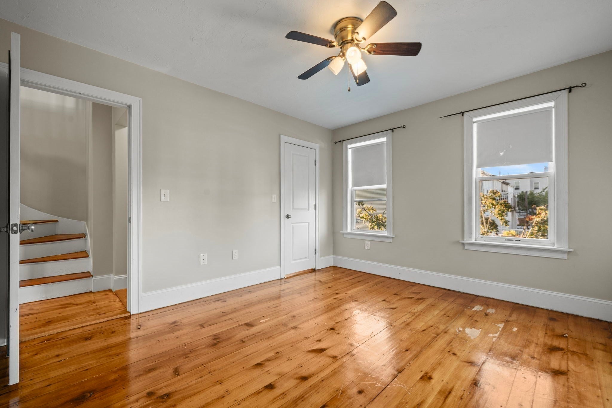 519 E 5th Street, Boston, MA, 519 E 5th Street, Boston, MA Photo #17