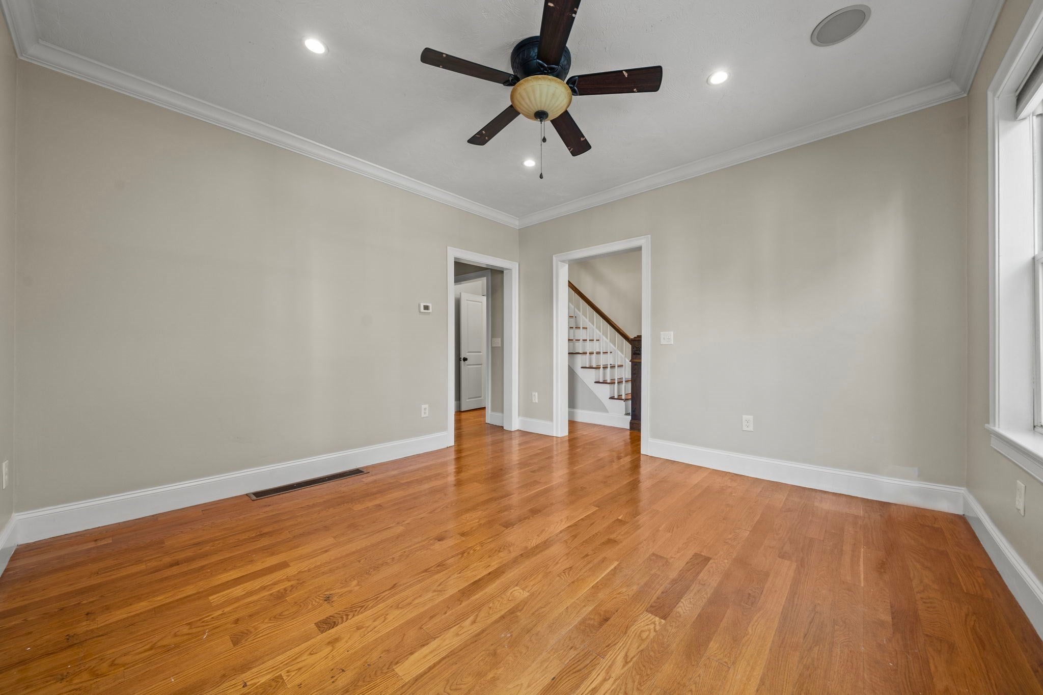 519 E 5th Street, Boston, MA, 519 E 5th Street, Boston, MA Photo #11
