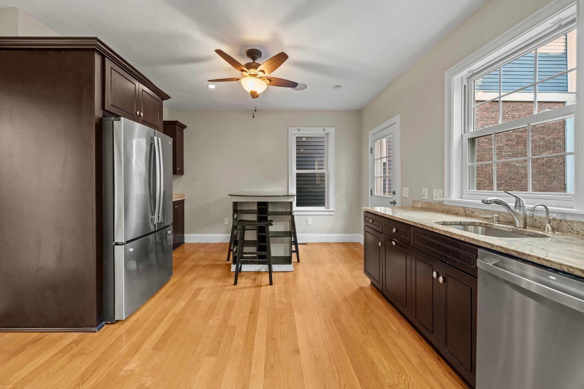 519 E 5th Street, Boston, MA, 519 E 5th Street, Boston, MA Photo #6
