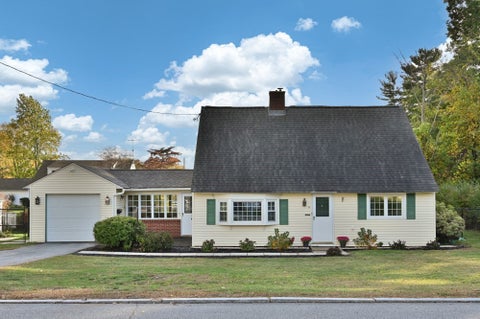 Photo of 4 Jane Rd, Methuen, MA 01844 (MLS # 73591549)