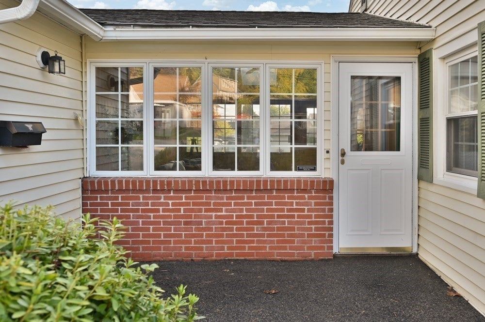4 Jane Rd