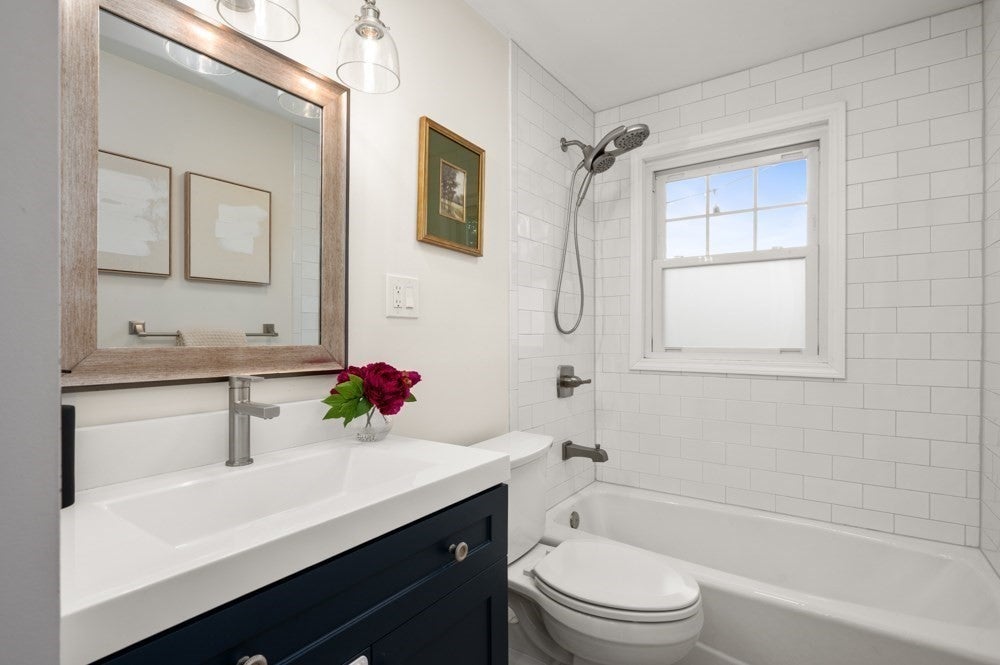 4 Jane Rd, Methuen, MA, 4 Jane Rd, Methuen, MA Photo #15