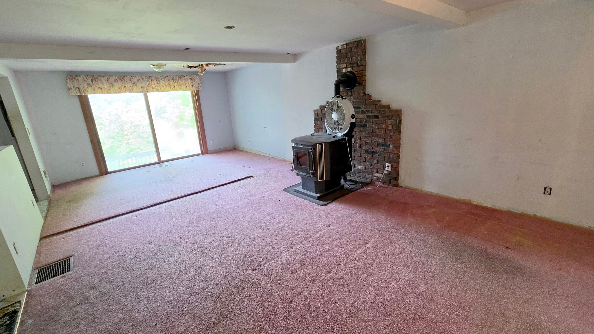 84 Stafford Holland Rd, Wales, MA, 84 Stafford Holland Rd, Wales, MA Photo #8
