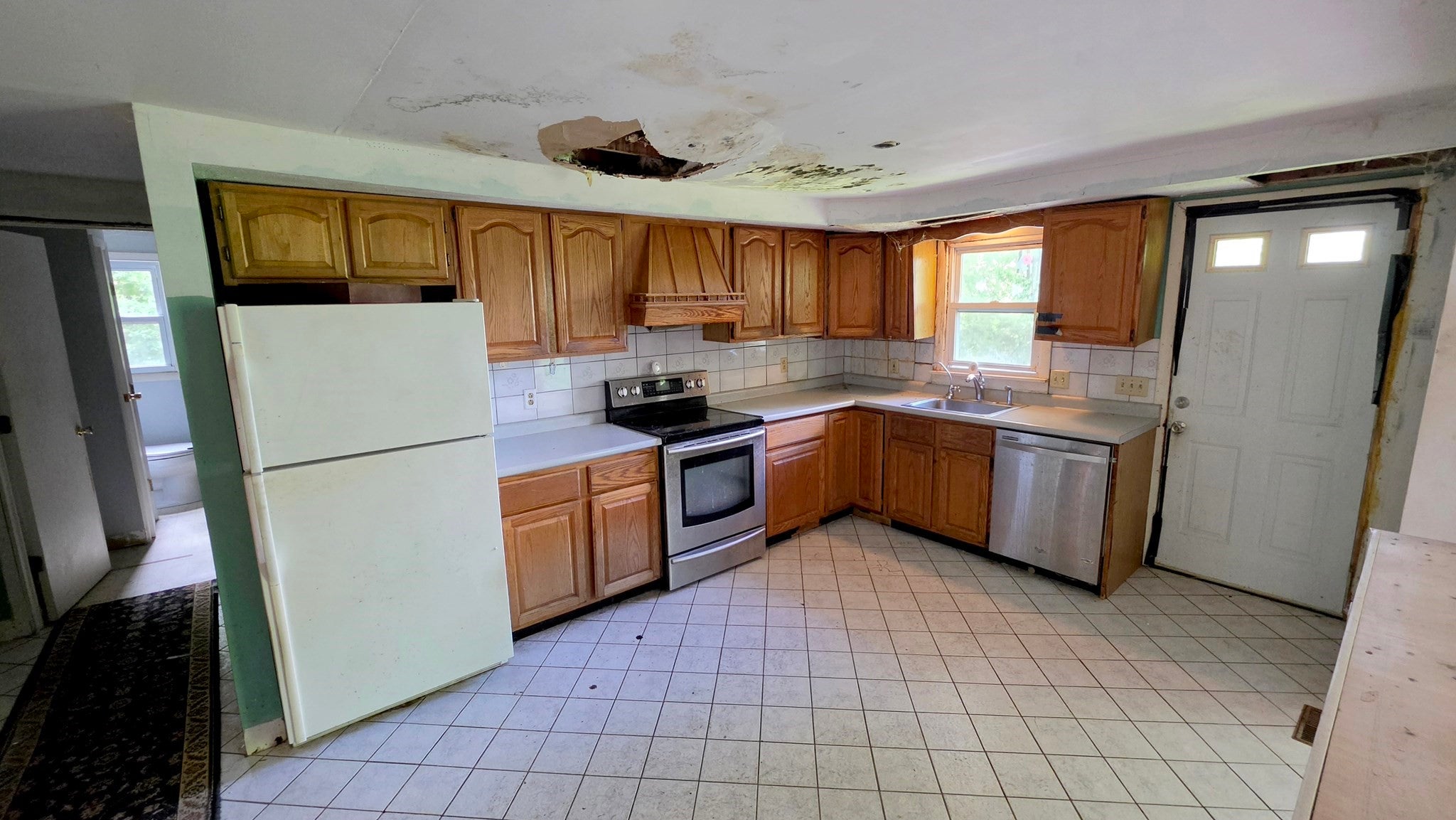 84 Stafford Holland Rd
