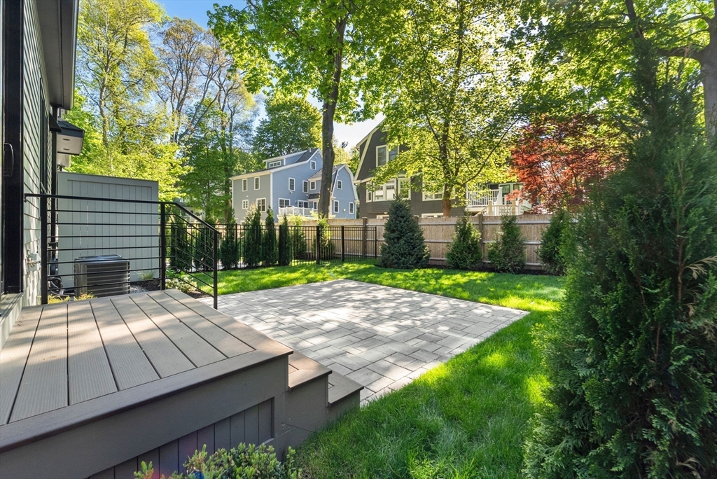 956 Walnut Street 2