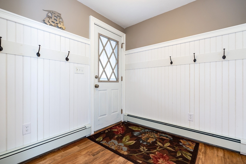 Rehoboth, Massachusetts 02769, United States, 4 Bedrooms Bedrooms, ,3 BathroomsBathrooms,Residential,Active,129785